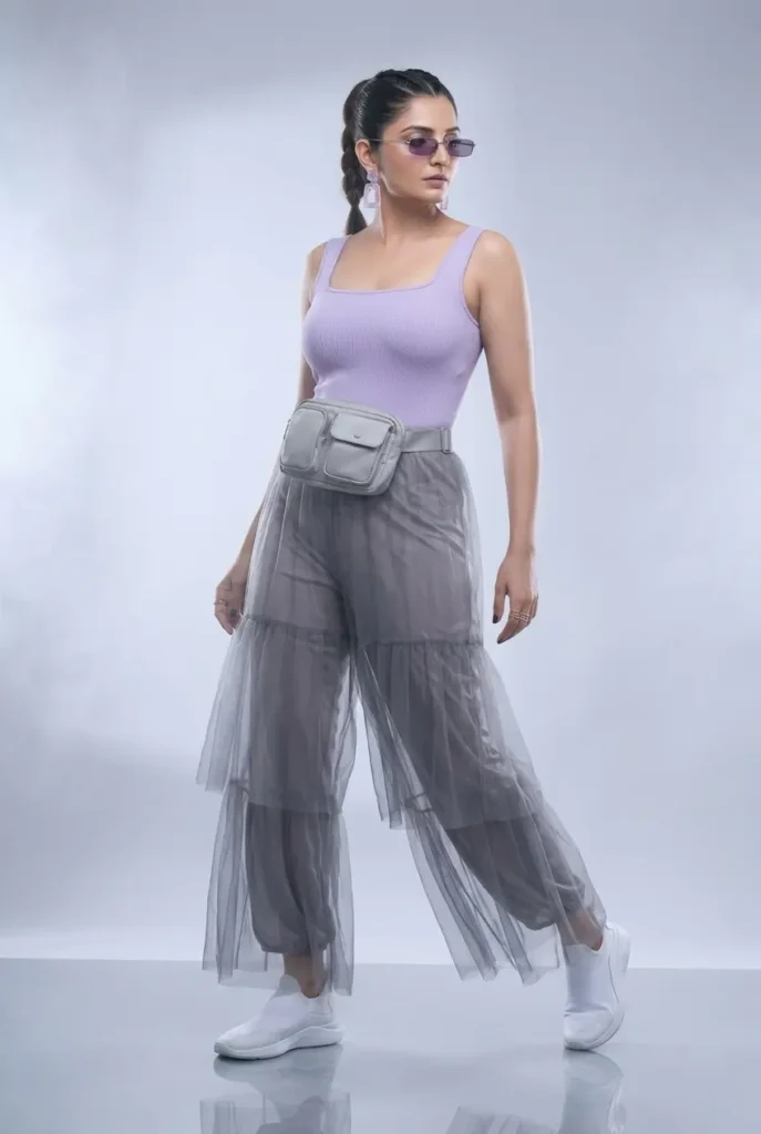 21+ Casual Summer Outfits for Women You’ll Want to Wear Every Day 6 Sheer Layered Future Look